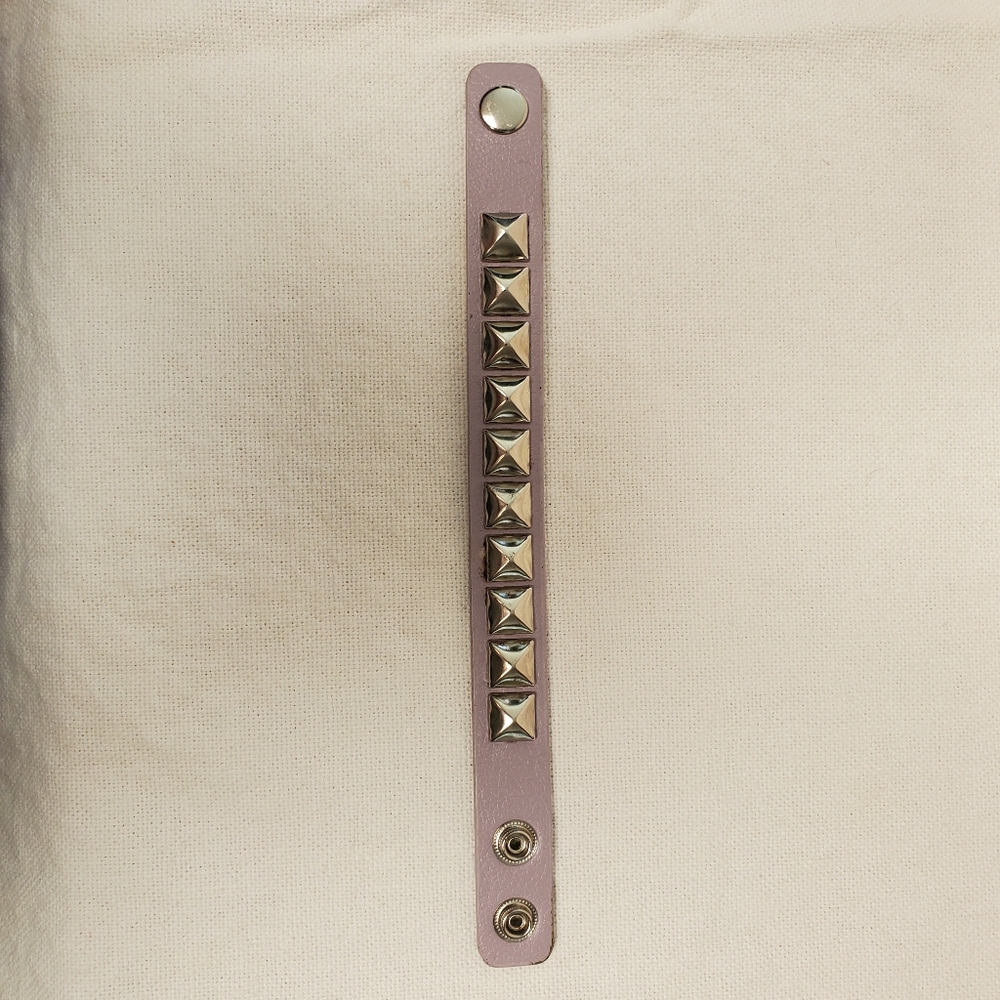 Lavendar Pyramid Bracelet